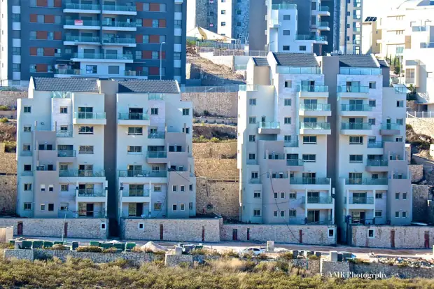 פינוי בינוי