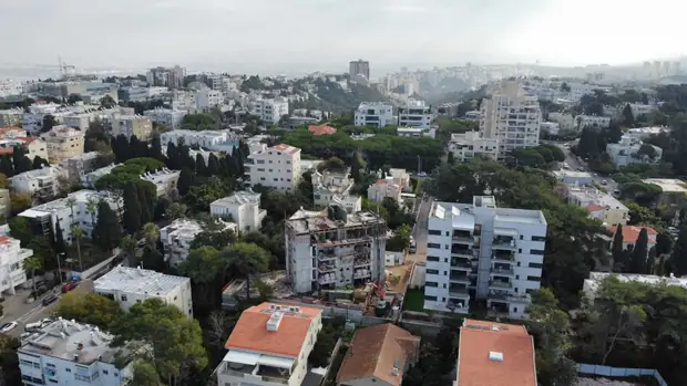 התור 6, תמונה 12