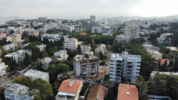 התור 6, תמונה 15