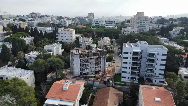 התור 6, תמונה 17