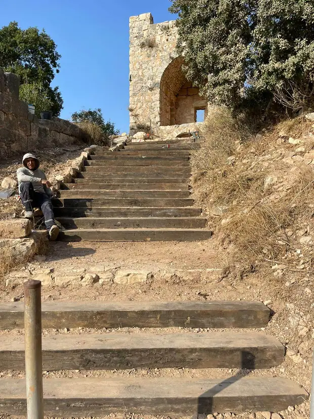 מונפורט, תמונה 2