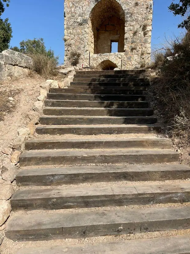 מונפורט, תמונה 24