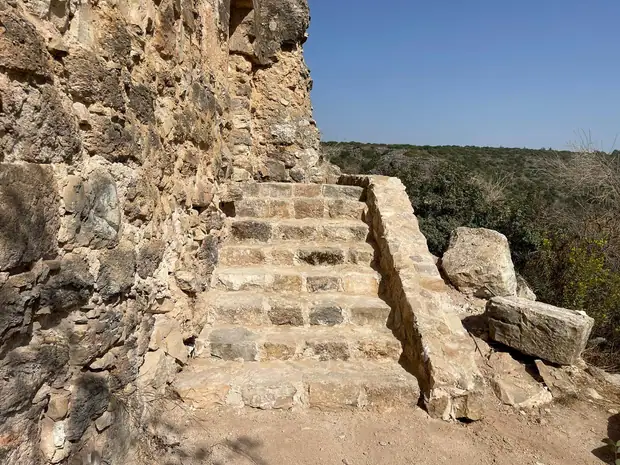מונפורט, תמונה 25