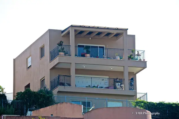 גולדן וילדג' – כפר ורדים, תמונה 2